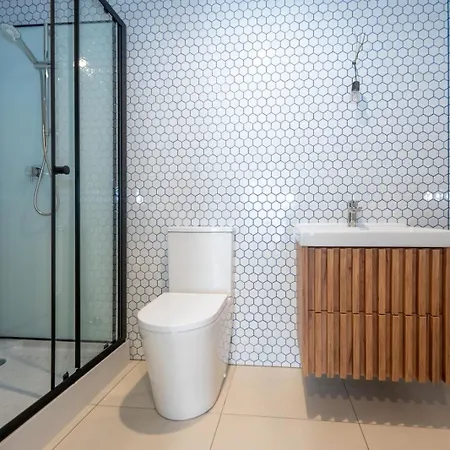 Apartment Spacious Two-storey With A Terrace In The Center
