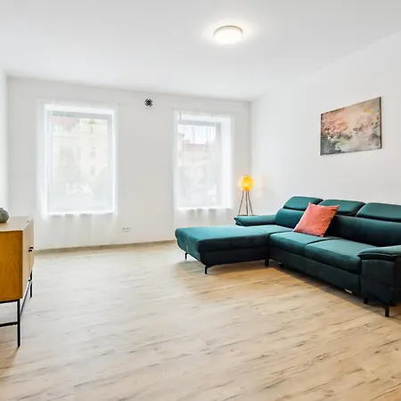 アパート Spacious Two-storey With A Terrace In The Center
